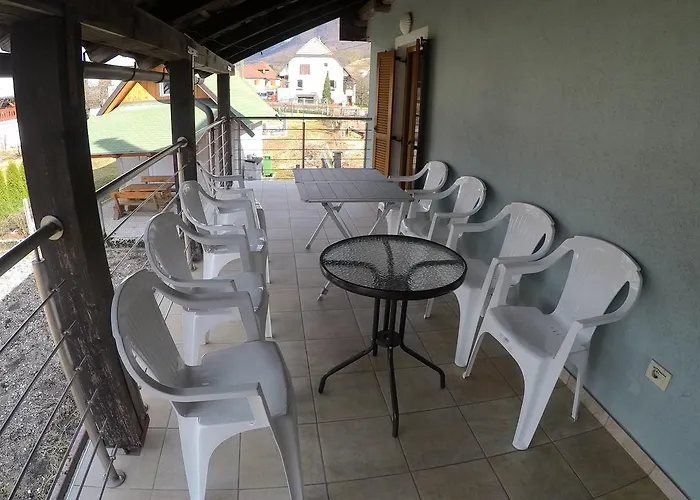 Lesjakova Domacija Bovec