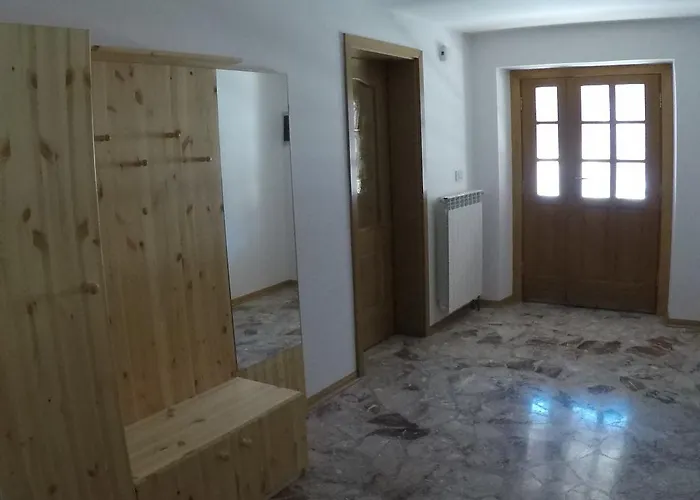 Lesjakova Domacija Ferienhaus